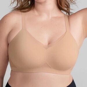 HONEYLOVE Crossover Wireless Mesh Bra Size 1X 40 C/D Nude/Sand